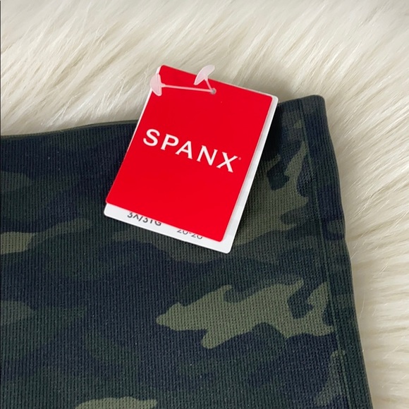 Spanx NWT High Waisted Look At Me Camo Leggings - Picture 9 of 14